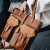 کیف دوشی زنانه ترکیب چرم و برزنت مدل آشوزاد